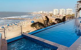 Front Beach Apartment Close To The Cartagena Letters